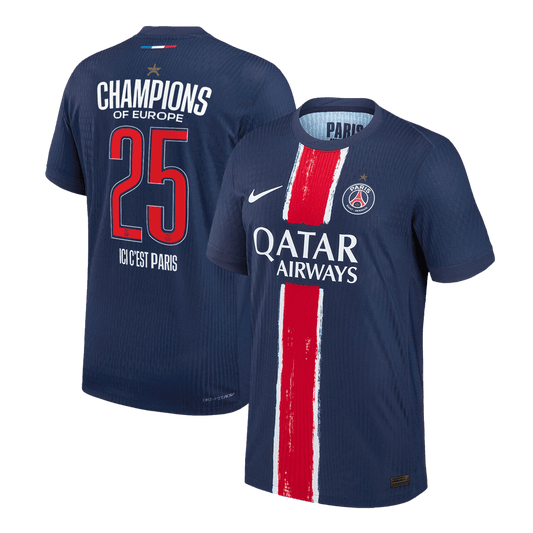 CHAMPIONS #25 Version Joueur PSG Maillot Domicile 2024/25 Bleu Marine - CHAMPIONS D'EUROPE